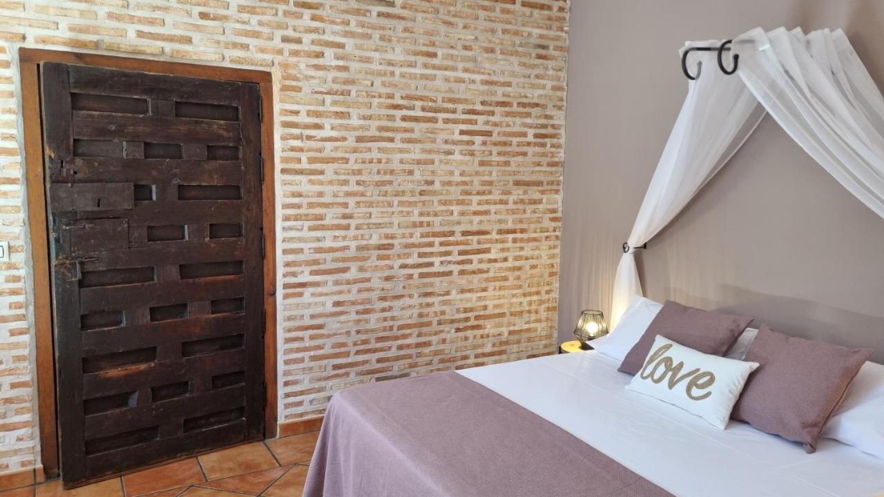 Casa Rural La Posada De Santa Teresa Pastrana Luaran gambar