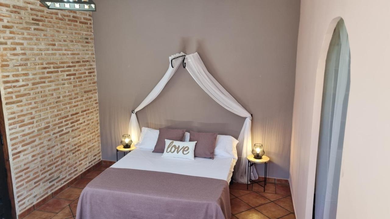 Casa Rural La Posada De Santa Teresa Pastrana Luaran gambar