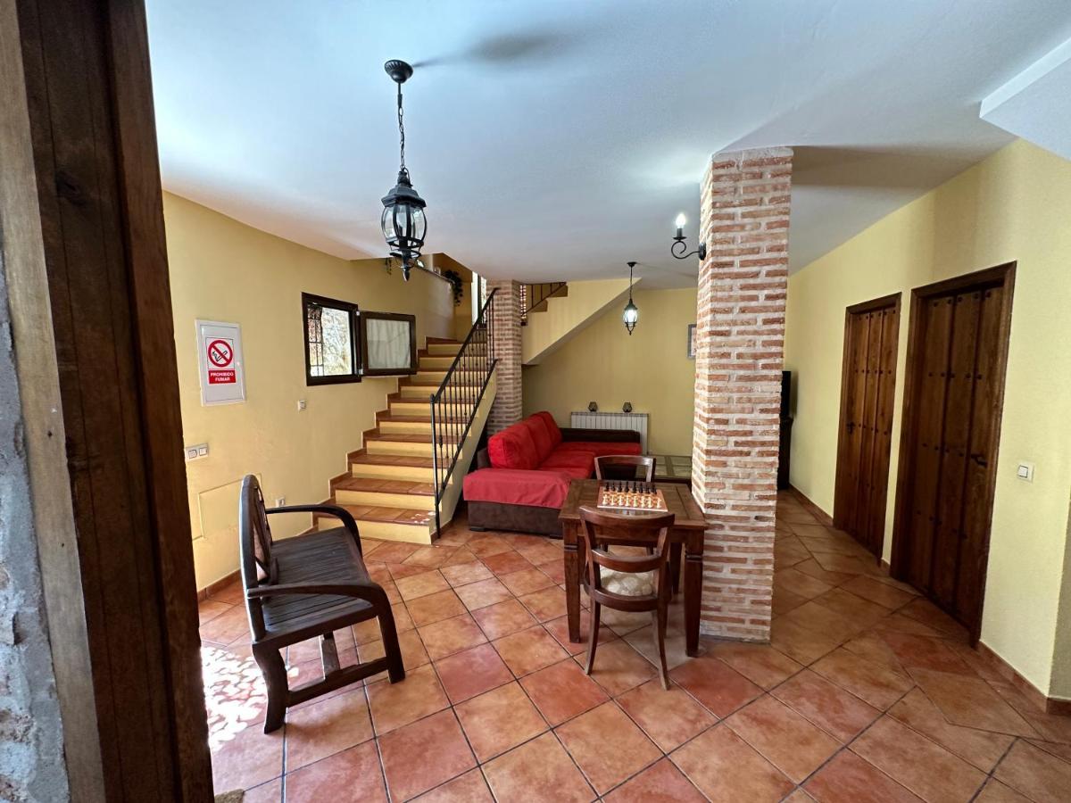 Casa Rural La Posada De Santa Teresa Pastrana Luaran gambar